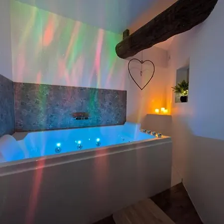 La Galatee, Balneo Et Sauna Privatifs Apartment