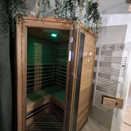 La Galatee, Balneo Et Sauna Privatifs
